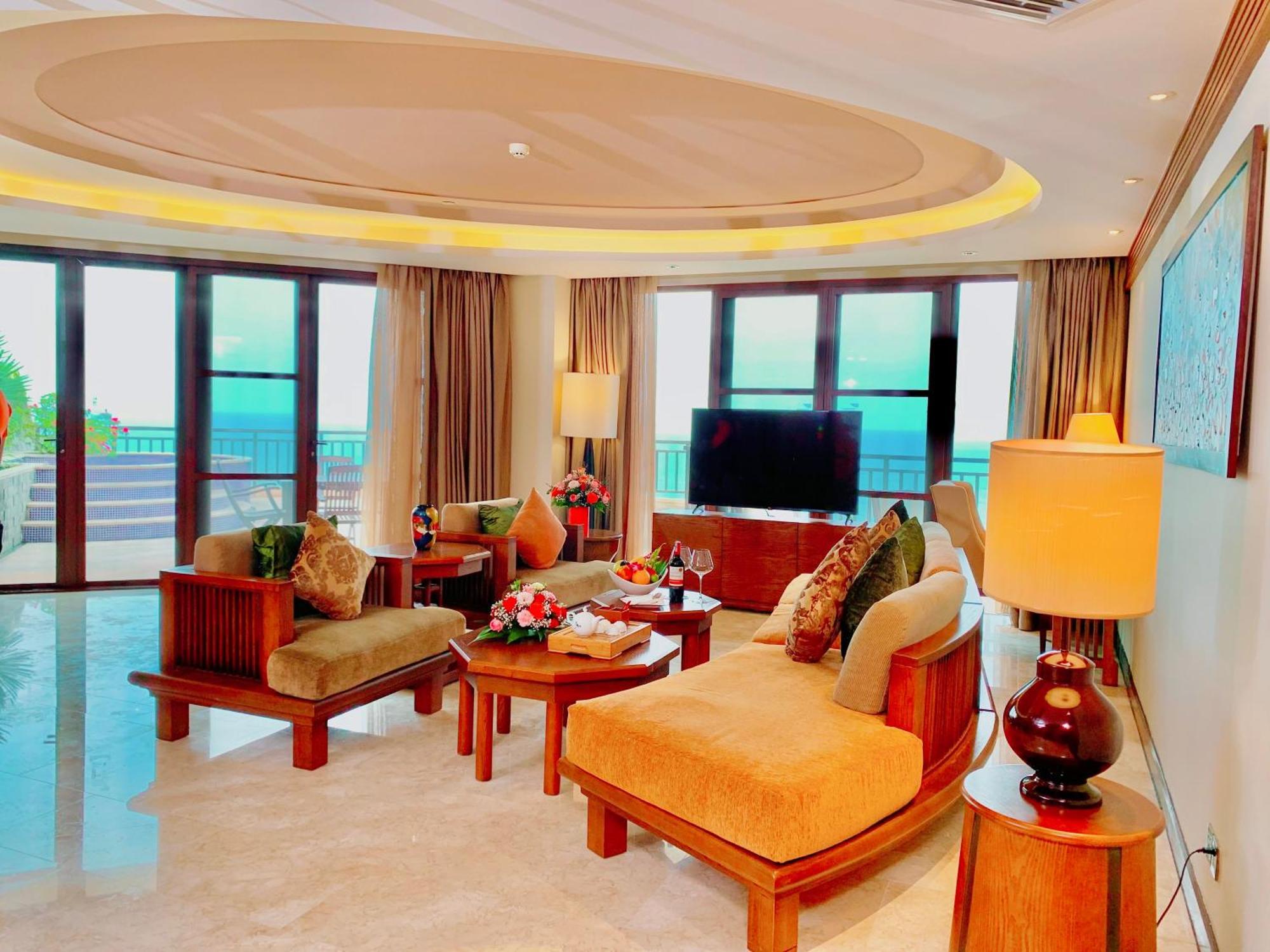 Crowne Plaza Khu nghỉ mát