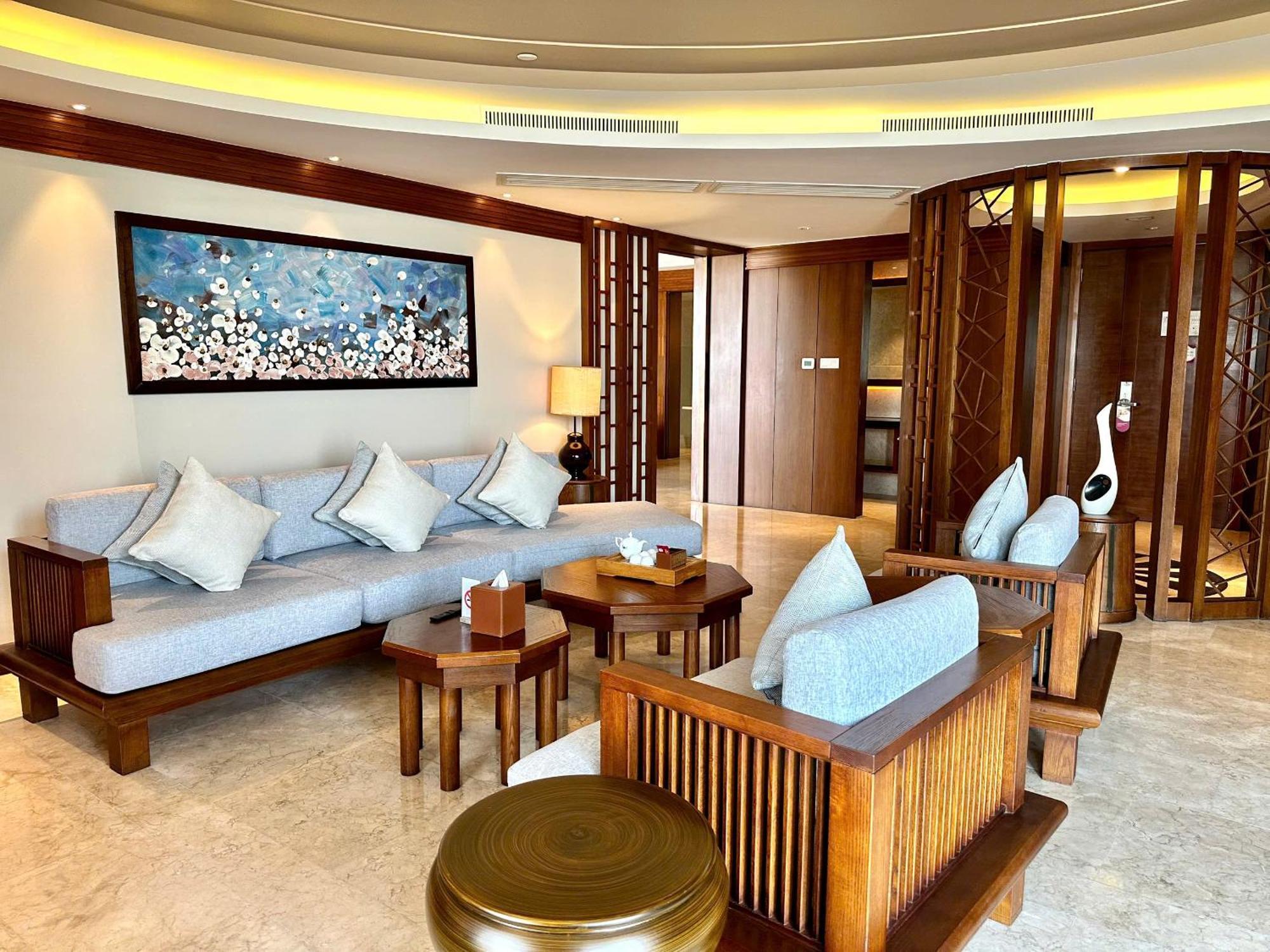 Crowne Plaza & Resort Da Nang