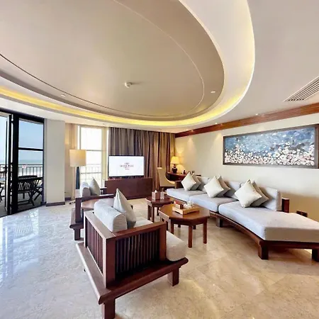 Crowne Plaza Danang Hotel & Resort Exterior photo
