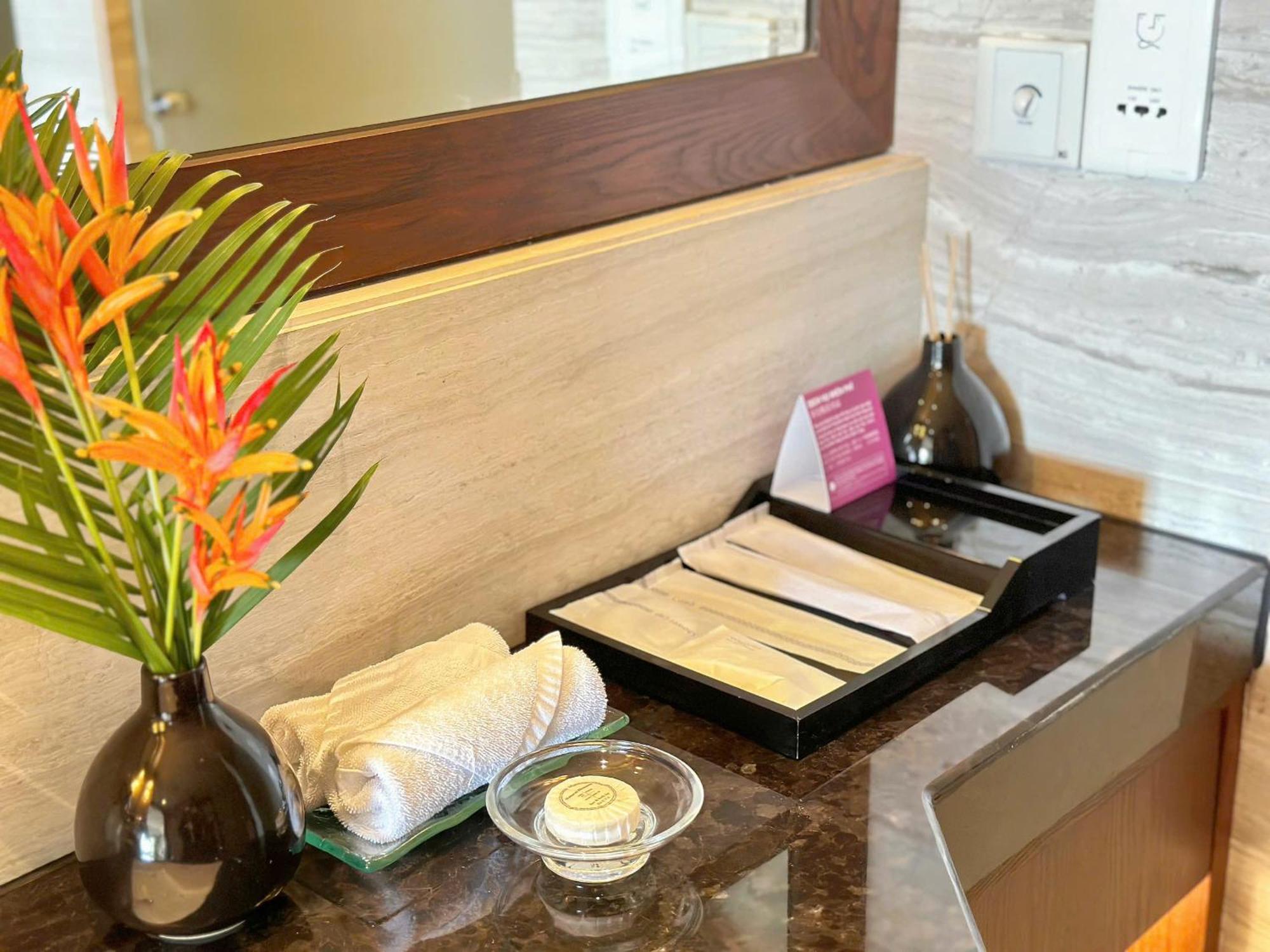 Crowne Plaza & सहारा Da Nang
